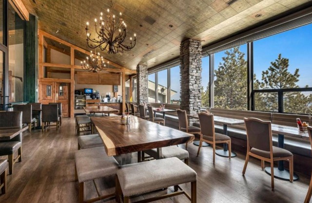 Private Tahoe Ridge Condos with Corp Rental Car Discount and free Tour Guide App