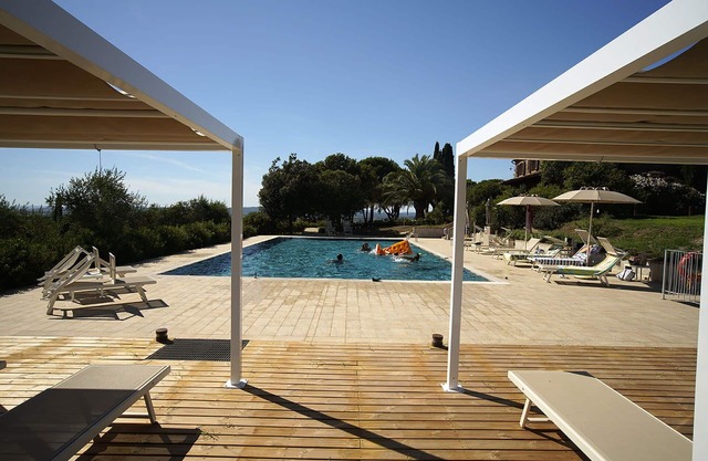 Private Villa with private pool, WIFI, A/C, TV, terrace, pets allowed, panoramic view, parking