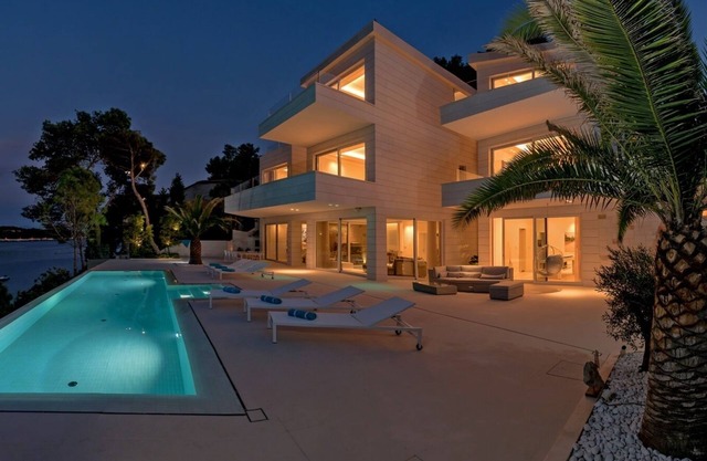 Private villa with swimming pool