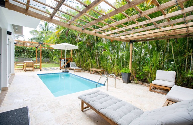 PrivatePool| Golf| DailyCleaning| Modern|BBQ @JD