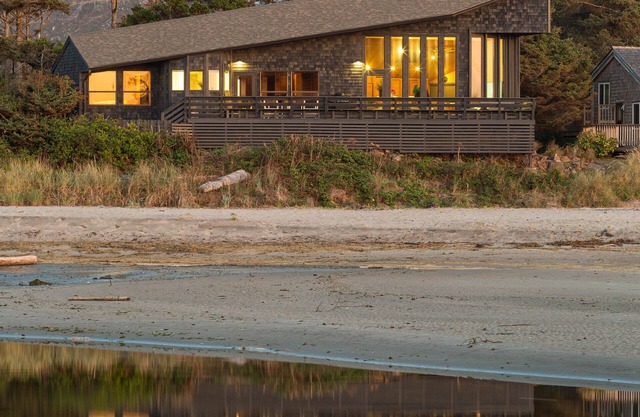 Proposals Landescape - One of a Kind Luxury Oceanfront Stay