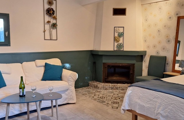 Ptite Maison Indépendante Composée de 1 Grand Studio +jardin