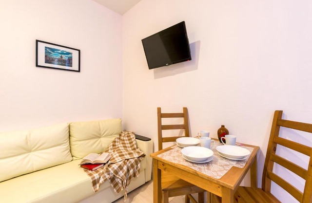 Ptitsa Apart Hotel