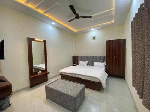 PUNYAH HOTEL AND RESORT , Indore