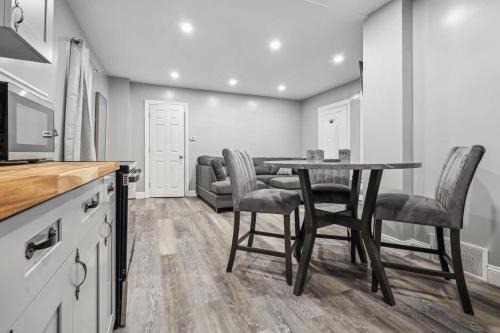 Quaint 1BR 1BA near the falls
