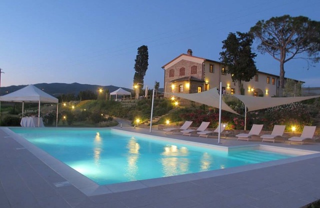 Quaint Holiday Home in Florence Tuscany with Swimming Pool