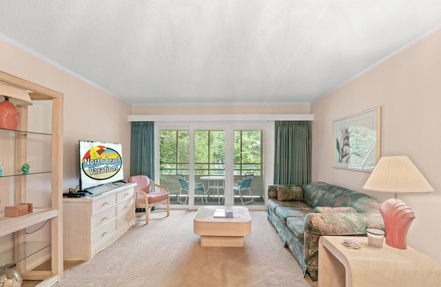 Quaint tennis villa in a private community + Free Attraction Tickets!
