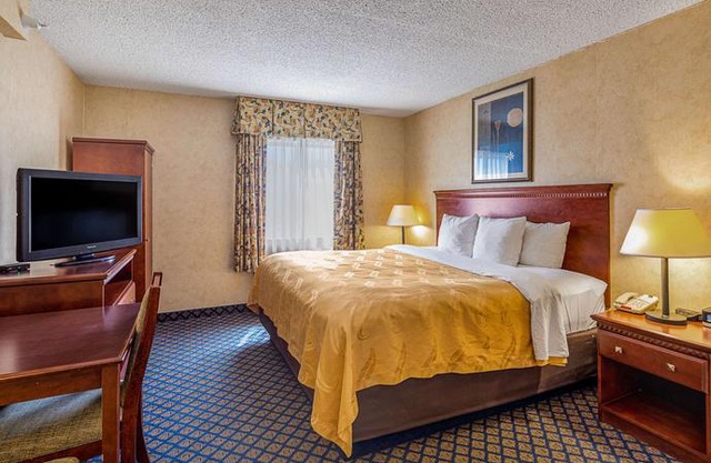 Quality Inn & Suites Coldwater