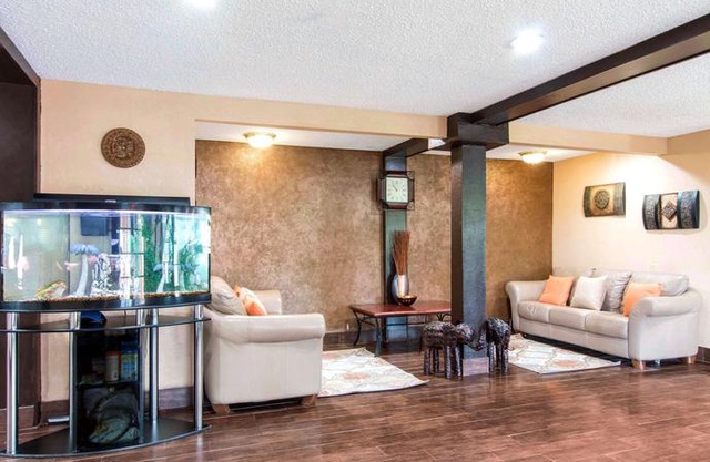 Quality Inn & Suites I 35 near AT&T Center