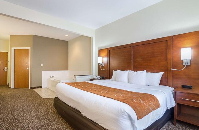 Quality Suites Springdale