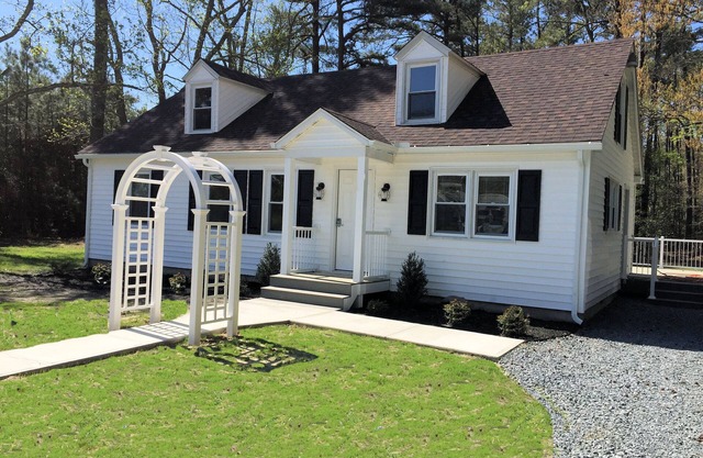 Quarterdeck at Swan Cove Manor