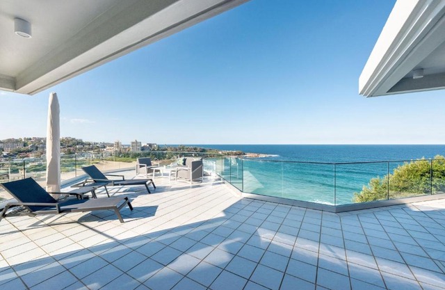 Queenscliff Ocean Villa by onefinestay