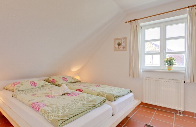quiet apartment near the beach incl. Indoor swimming pool / sauna etc.