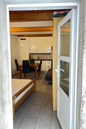 Quiet Flat in Nature in Lugano
