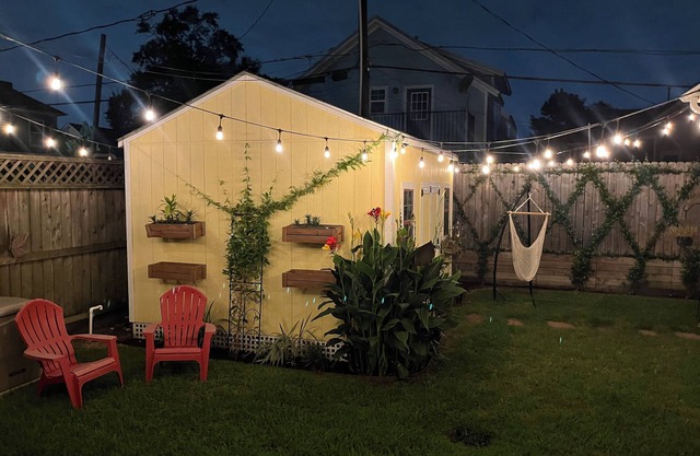 Quiet HTX Heights Retreat with full amenities