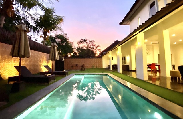 QUIET VILLA | 4 PAX | 400m from BEACH/KUDETA & SEMINYAK SQUARE