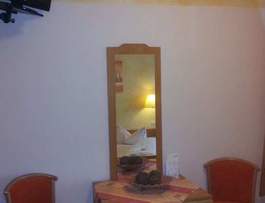 Quintuple Room, Non smoking, with toilet and shower - Hotel Werneths Landgasthof Hirschen