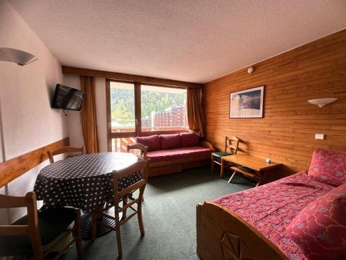 Résidence Carroley A - Appartement agréable · Cœur de station · Vue pistes · Balcon MAE-3671