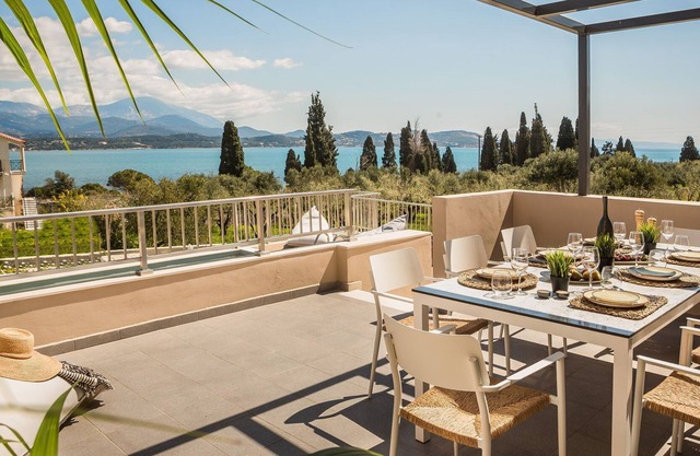 R 1479 Vatsa K2 with Garden View, Sea view & Welcome Drink.