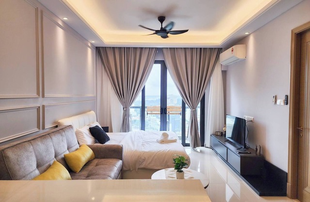 R & F Princess Cove CK Homestay