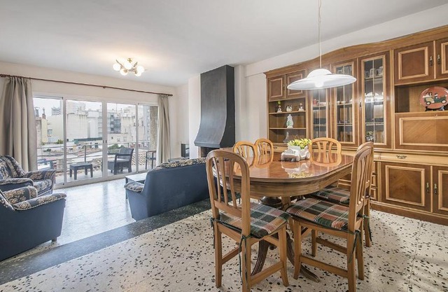 R28 APARTAMENTO MONTSERRAT 11-3
