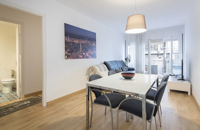 R68-1 Two bedroom apartment 50 m from the beach