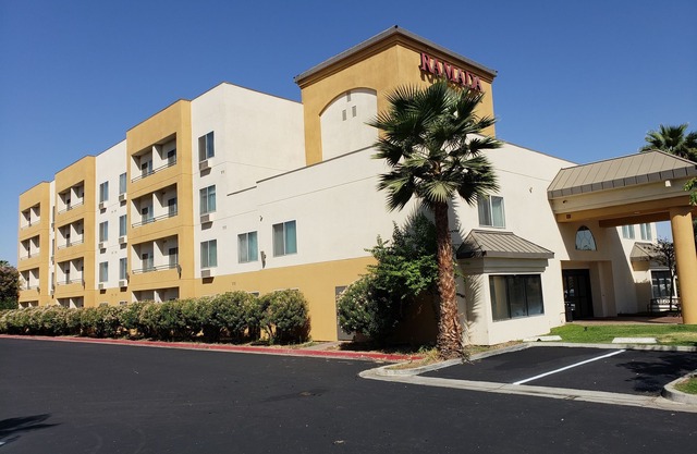 Ramada by Wyndham Bakersfield North
