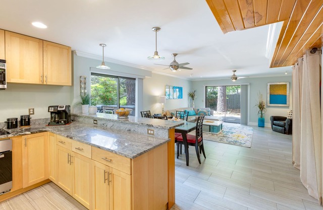 Recently Renovated 3 Br, 300 Yards From Beach, Dogs Okay