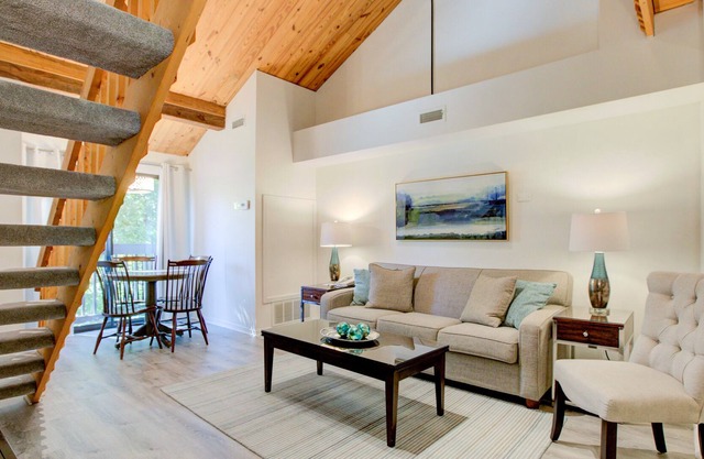 Recently updated, modern lodge room with open loft bedroom.