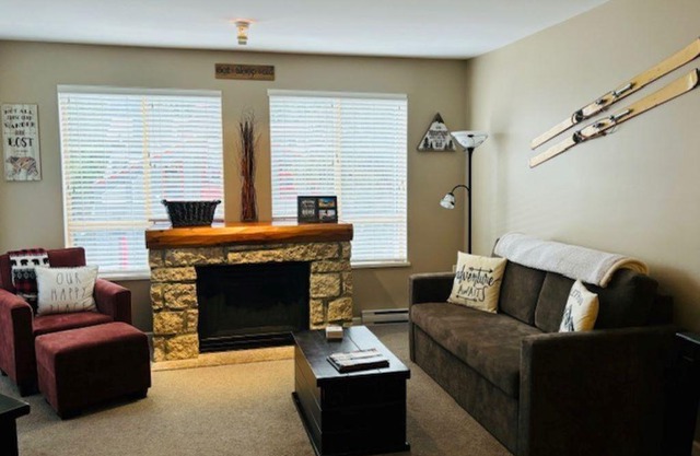 Recently updated condo offering spacious living, free parking, pool and hot tub