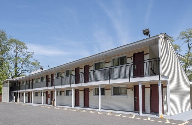 Red Roof Inn Neptune - Jersey Shore