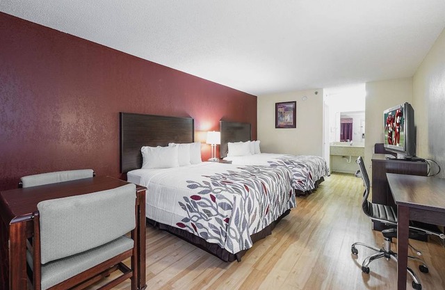 Red Roof Inn & Suites Rome