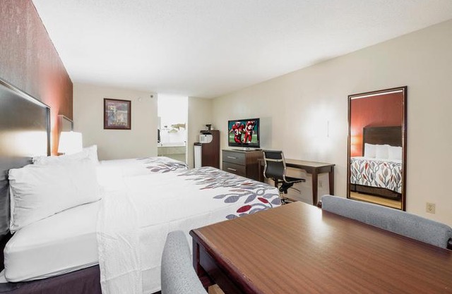 Red Roof Inn & Suites Rome