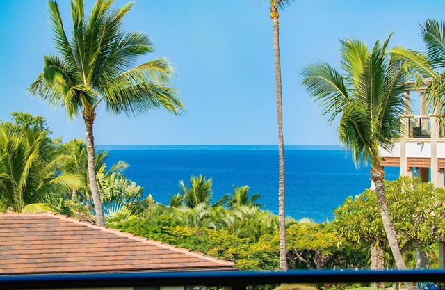 REDECORATED! NEW OFFERING SUMMER 2025 - THE PALM COAST F202 OCEAN VIEW GRAND LUXE VILLA SLEEPS 8!