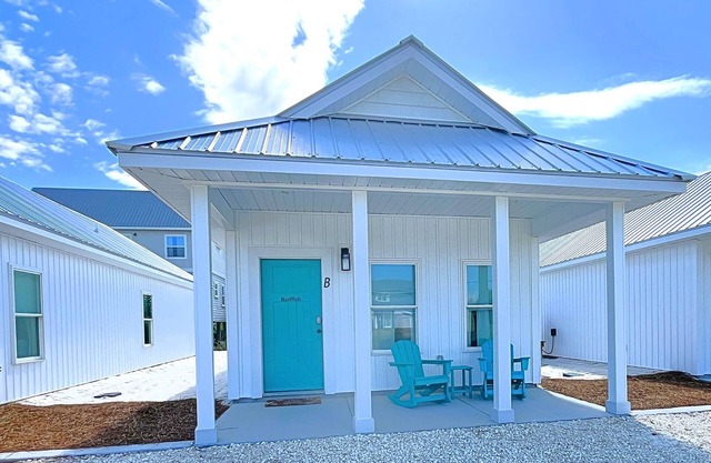 "Redfish Cottage" is a pet friendly, 2 bed, 1 1/2 bath unit accepting 5 guests. Pool Coming 2025!