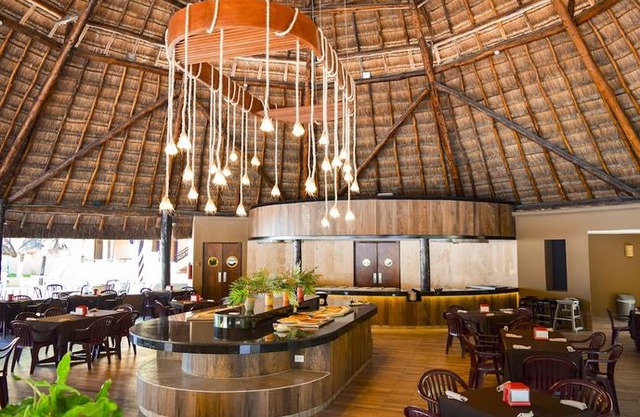 Reef Yucatan All Inclusive & Convention Center