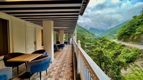 Refined Retreat Dehradun