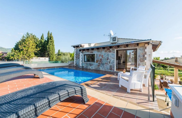 REFUGI DE LES AGUILES - Villa for 6 people in Lloseta.