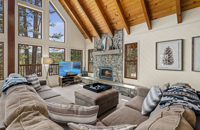 Relax and recharge with picturesque views of Martis Valley, perfect for friends and family!