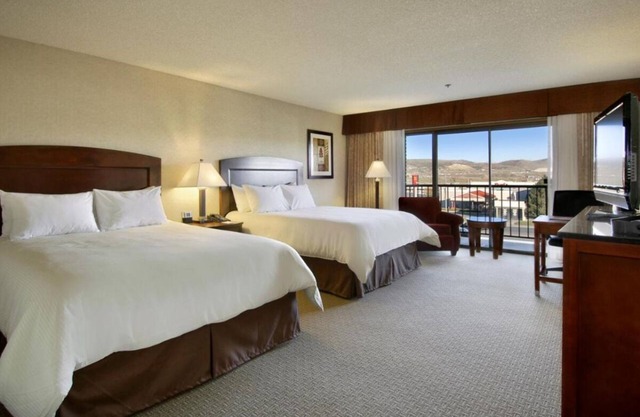 Relax and Unwind! 3 Convenient Units, Outdoor Pool, FREE Parking, Pets Allowed!