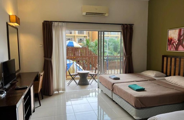 Relax At Gold Coast Morib