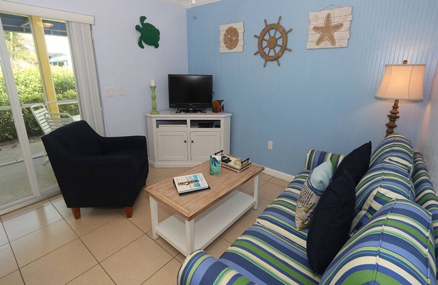 Relax at the Gulf – Silver Sands Gulf Beach Resort #232, Longboat Key