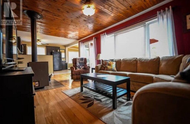 Relax & Enjoy Nature at the Cottage in the Woods