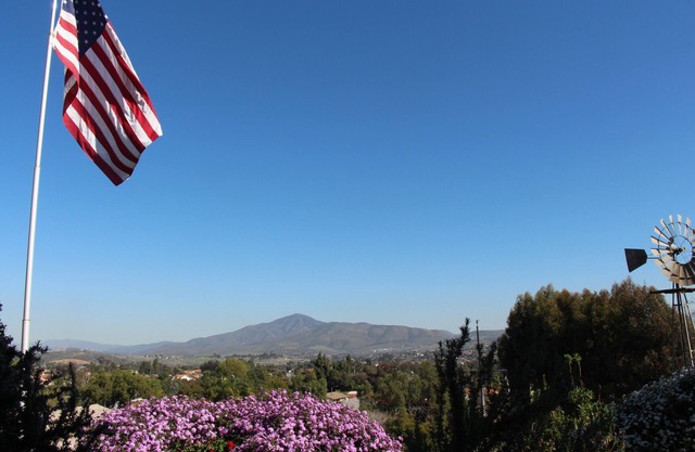 Relaxing Mountain View Retreat with Pool & Spa!