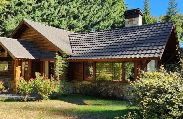 Remanso del Bosque Cabin, Manzano Bay