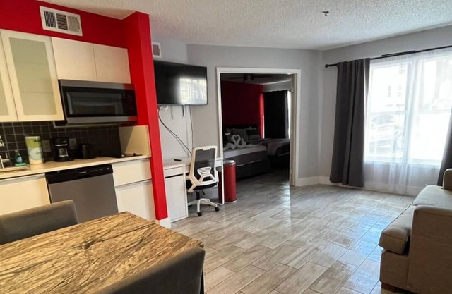 Renewed Disney Family Condo Universal Orlando