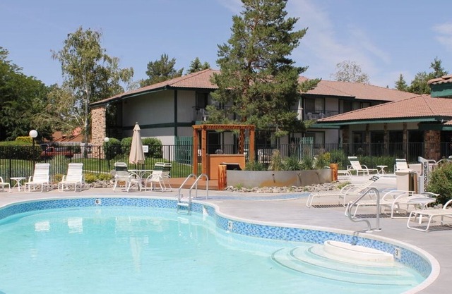 RenoThunderbird Resort Timeshare Memorial Weekend Reno Nevada One Bedroom Condo