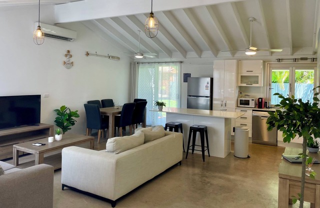 Renovated Beach House in the Heart of Mooloolaba