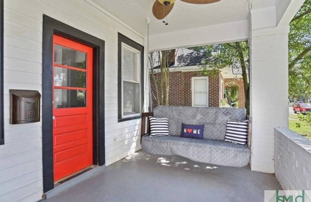 Renovated Historic 5BR home close to everything Savannah has to offer.