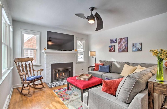 Renovated Historic Home Less Than 1 Mile to Eagle Point!
